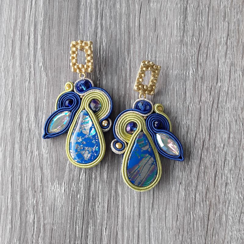 blue soutache earrings, earrings in polymer clay, unique piece, geometric earrings, colored earrings, fimo earrings, gift