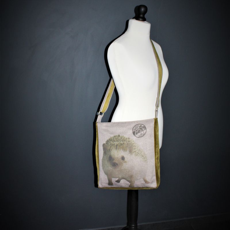 Large crossbody bag, handmade bag with hedgehog, canvas bag everyday, shopper bag, everyday bag, minimalist bag women, bestseller bag