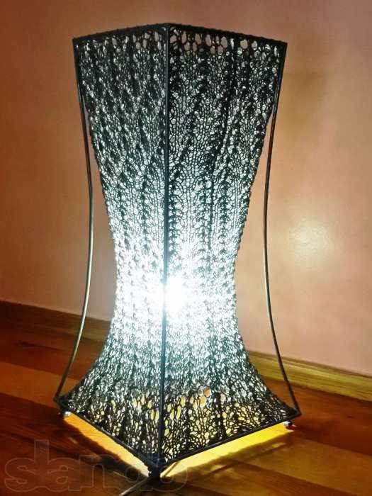 Handmate knitted lamp