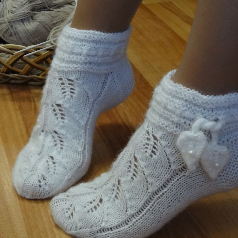 Handmade socks "White Falling Leaves"