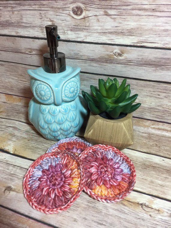 Set of 3 Facial Cleansing Pads made from 100% Cotton