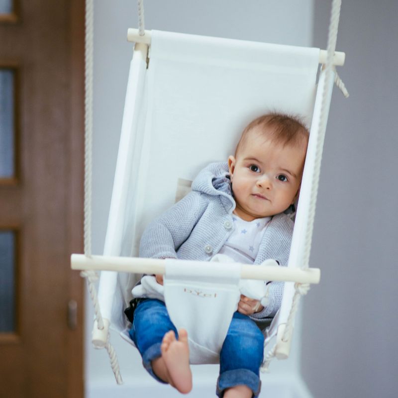 Byel Calm baby swing hammock. Baby calmer
