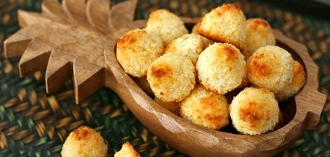 QUICK DELICATE COCONUT COOKIES