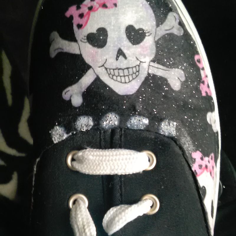 Skull canvas shoes