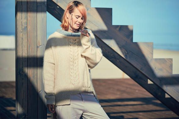 Cozy thick winter sweater in beige / white off with braid and comfy turtleneck