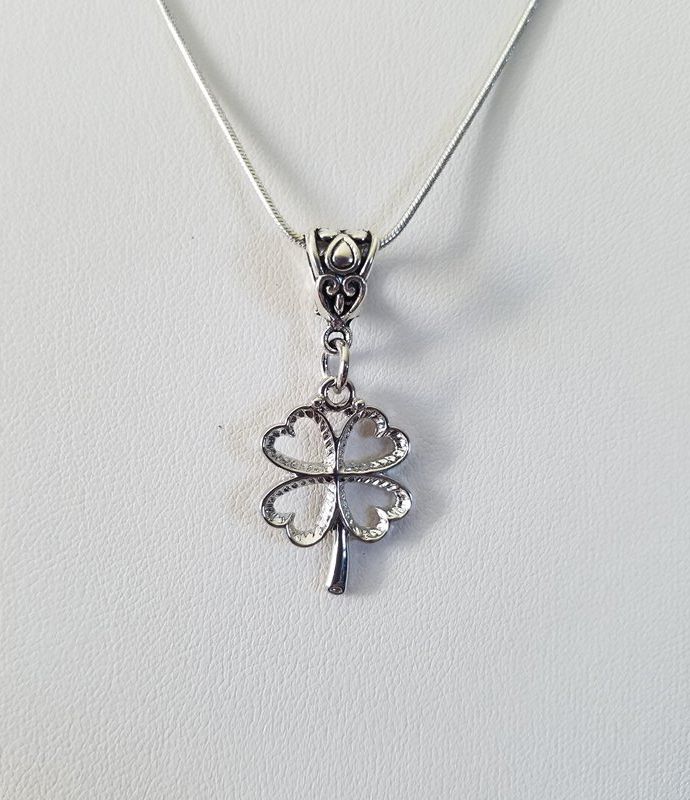 Shamrock Necklace/Clover Necklace/Four Leaf/Clover Necklace/ Silver Clover Necklace/St Patrick's Day Necklace/Shamrock Pendant/Gift For Her