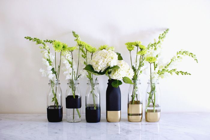 DIY Black and Golden Flowers Vase