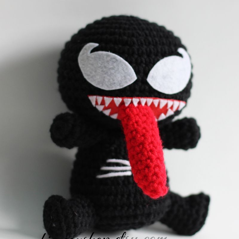 Venom Spiderman - Marvel - Plushie - Amigurumi - Stuffed Toy - Doll - Handmade - Softies - Gift Baby Crochet Knit Plush - Characters Cosplay