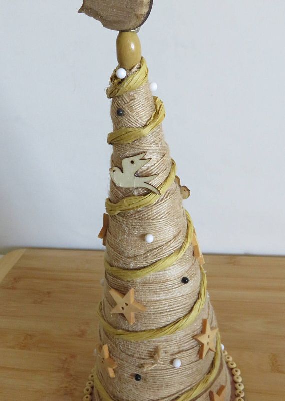 RUSTIC CHRISTMAS TREE DECOR, TABLE TOP CHRISTMAS TREE