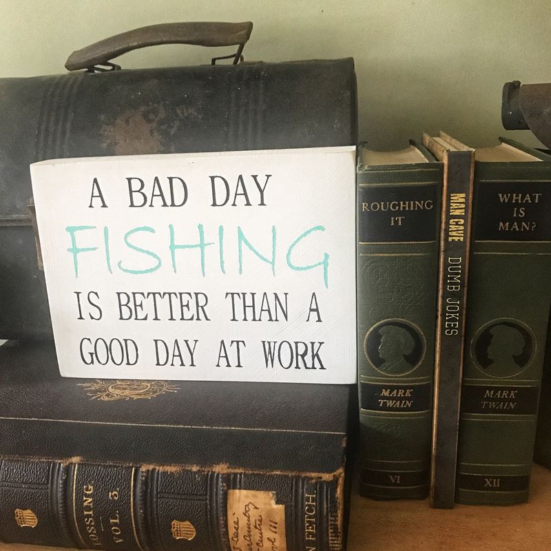Fishing sign | A bad day fishing is better than a good day at work sign | fathers day signs | unique father’s Day gift | fishing lover gift