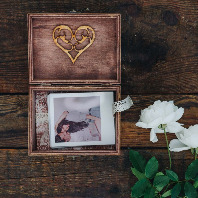 Wooden photo holder box