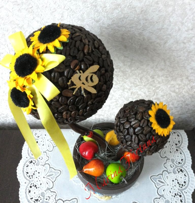 The Sunflower coffee topiary