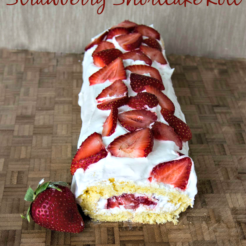 How to prepare a Strawberry Roll