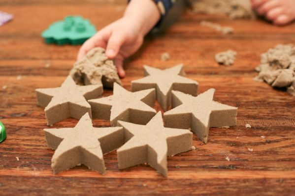 Homemade KINETIC SAND!