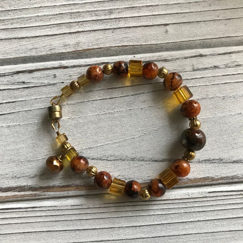 Natural stones & Gemstones for men and women...elegant & unique...crystal & pearl 🦋