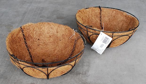 HOW TO MAKE A CHRISTMAS LIGHTBALL!