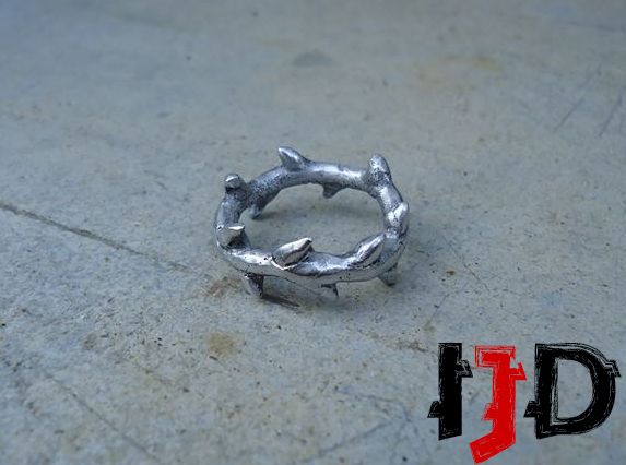 Twig Ring - Branch Ring - Silver Twig Ring - Rose Twig Ring - Thorns Ring - Crown of Thorns Ring - Crown of Thorns