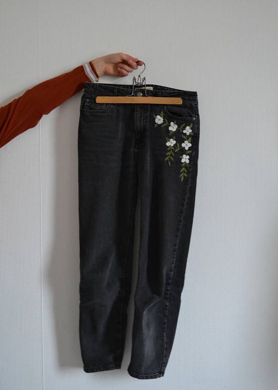 White flower jeans