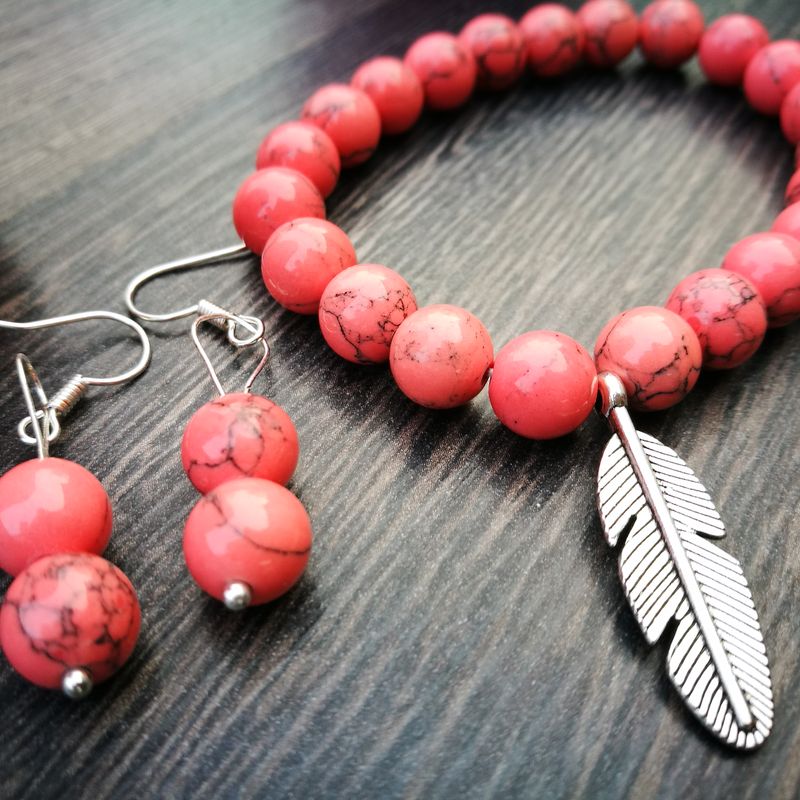 Gemstone bracelete with earrings Rodonith