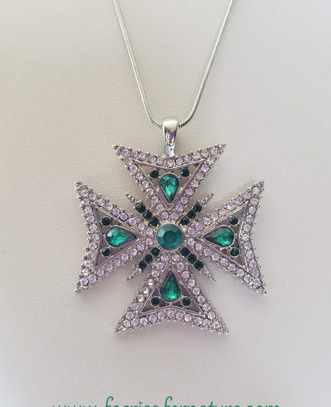 Celtic Cross Necklace/Celtic Cross Pendant/Celtic Jewelry/Green Necklace/Celtic Necklace/Celtic Cross Necklace Women