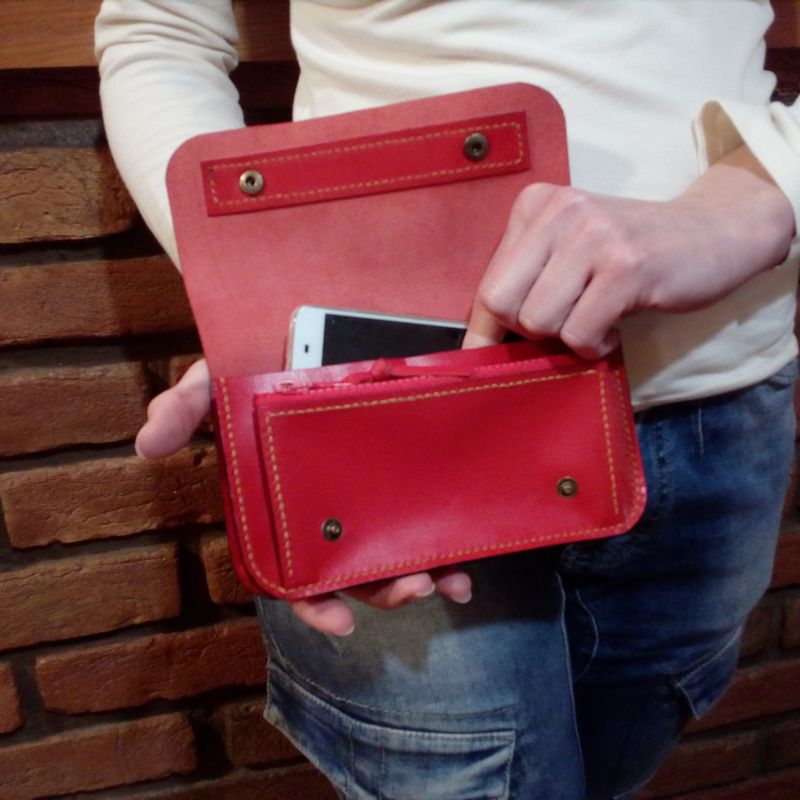 Leather phone wallet
