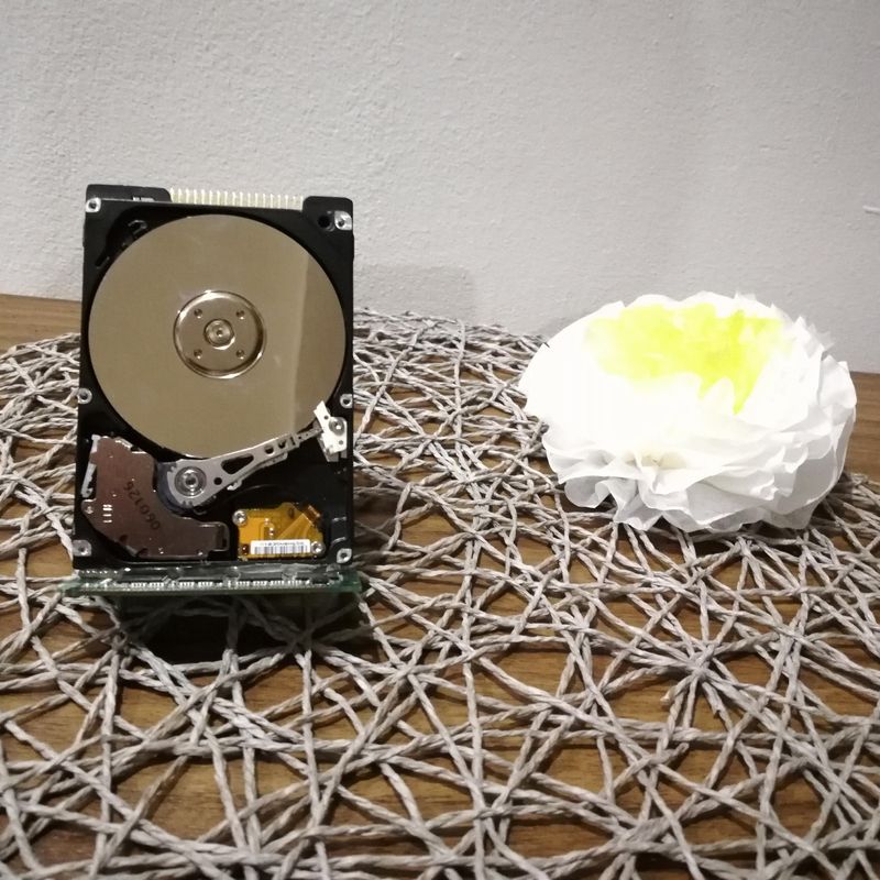 Phone stand made from a hard disk and a computer memory RAM