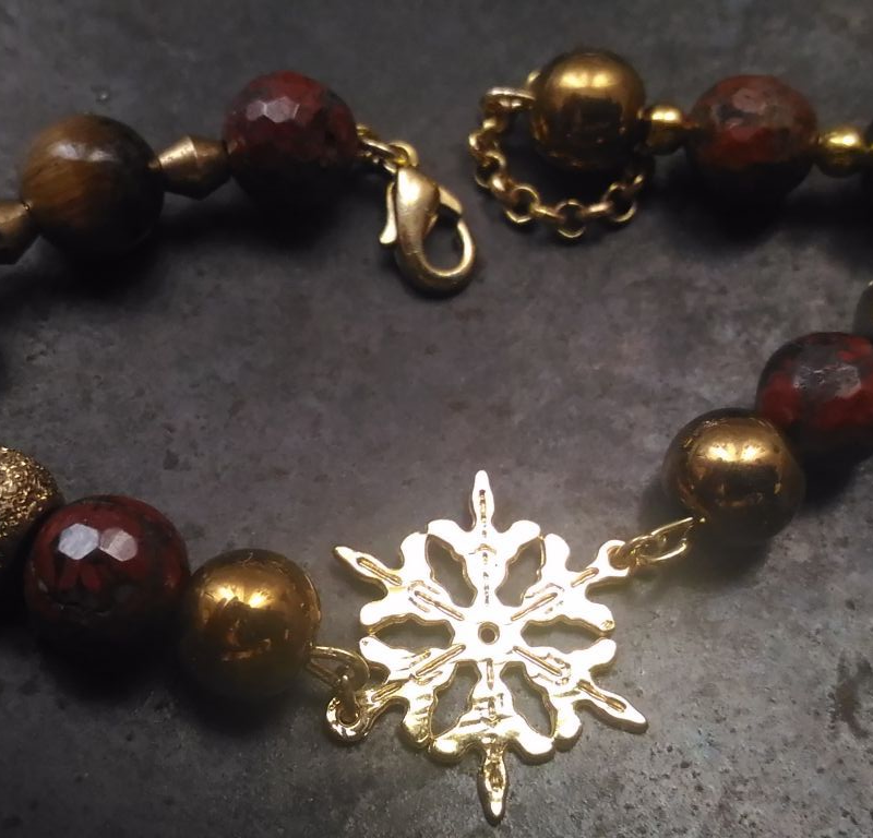 Goldplated snowflake bracelet,gemstone bracelet with gold hematite,faceted red jasper and tigereye,christmas gift,lace metal jewelry