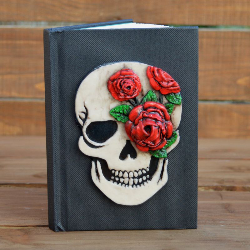 Skull Notebook
