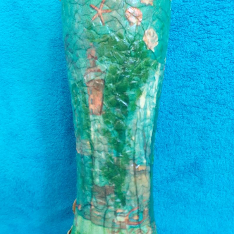 A green vase (decoupage)