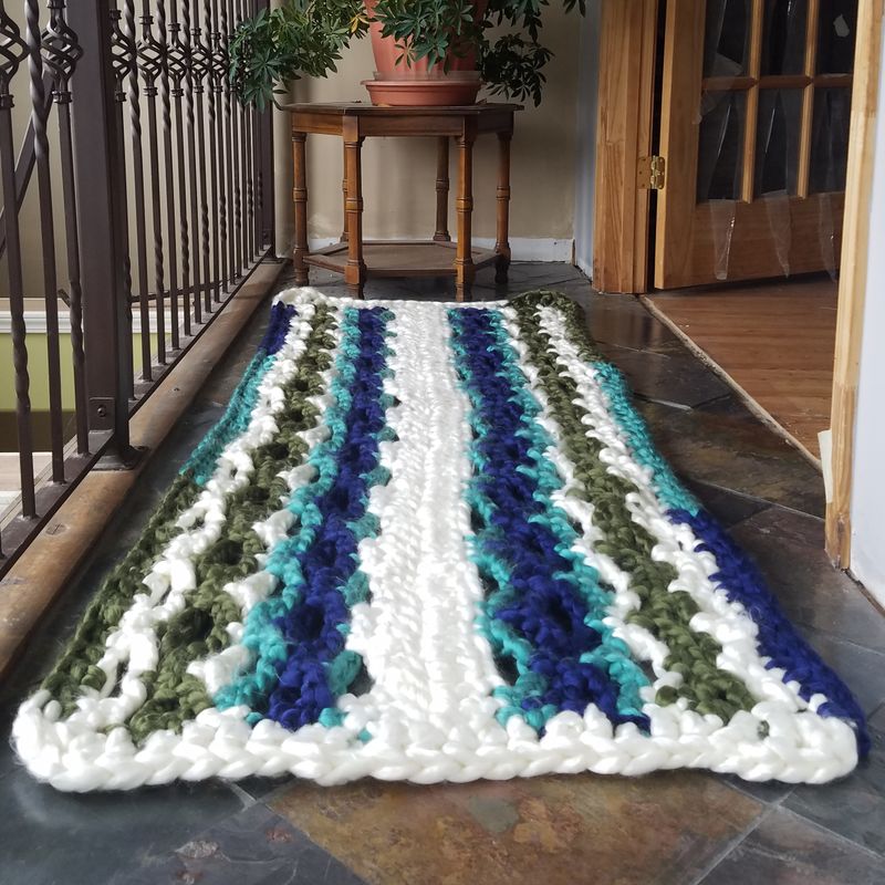 3 x 5 ft Chunky luxe rug