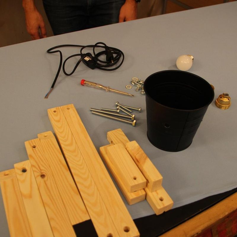 LET'S MAKE A CUTE LAMP IN THE SHAPE OF A DOG!