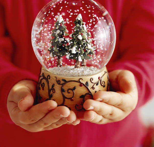 HANDMADE SNOW GLOBE!