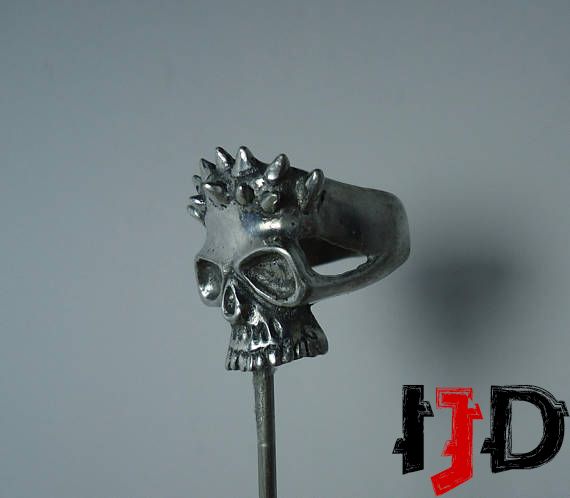 Sliver Horned Skull Ring - Skull Jewelry - Demon Ring - Vampire Ring - Dark Ring - Satanic Ring