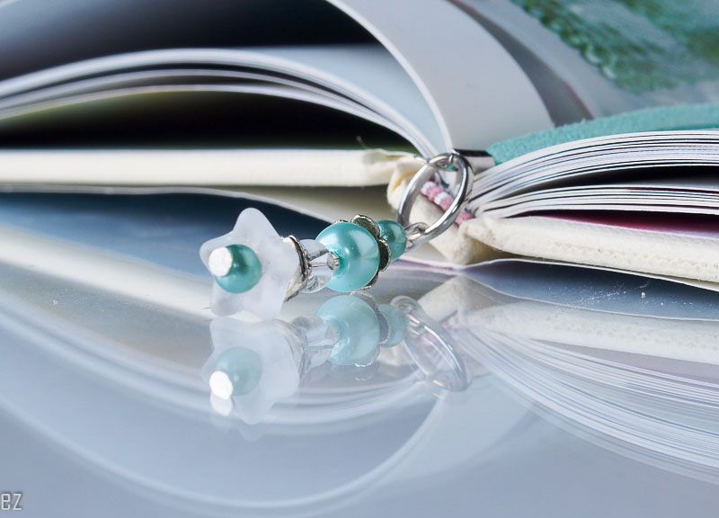 Elegant Beaded bookthong -Turqouise Leather cord bookmark for booklovers, Unique handmade beaded bookmark, gift under 15