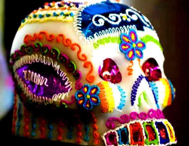 Sugar Skull Decoration/Decoracion de Calaveritas de Azucar