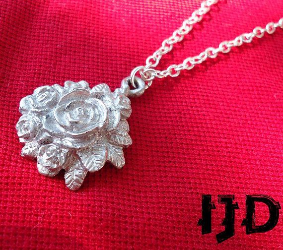 Rose Necklace - Rose Bouquet Necklace - Rose Pendant - Gothic Rose - Gothic Necklace - Gothic Jewelry - Rose Bouquet - Metal Rose