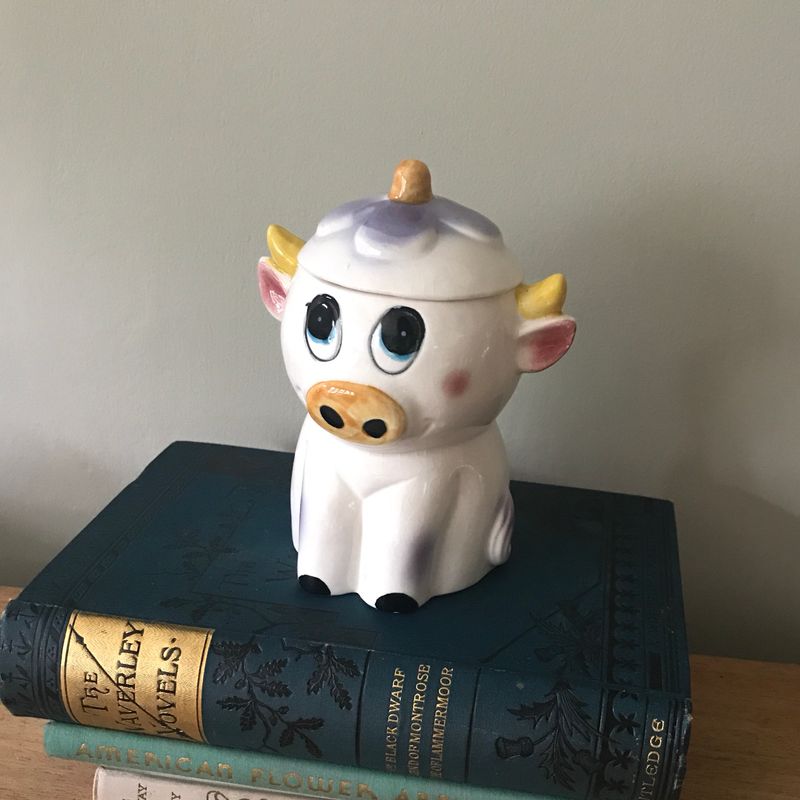 Vintage Purple Cow Sugar Bowy/ Ceramic Sugar bowl / Farmhouse Kitchen / Cow Collectible / Cow Decor / Country Kitchen / 50s Kitchen Decor