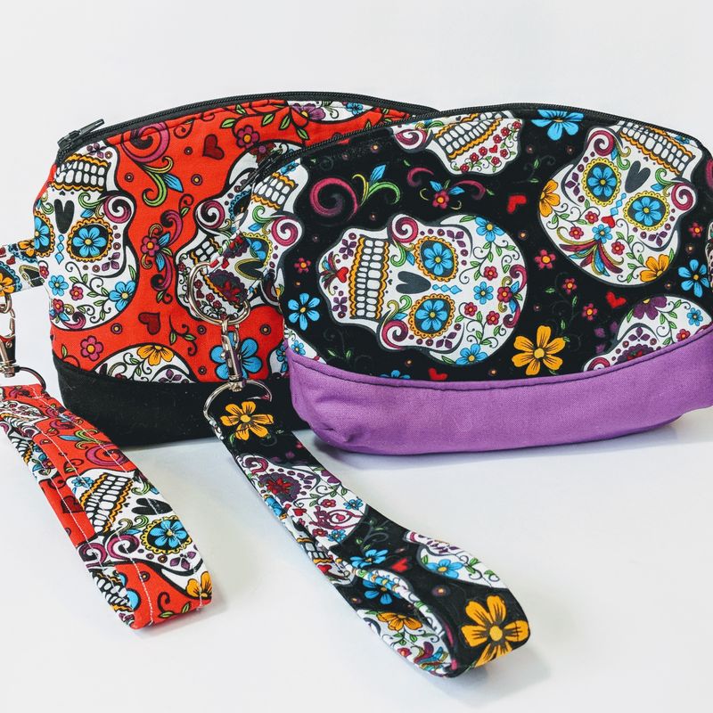 Sugar Skull Wristlet, Clematis Wristlet, Women's Grab n Go Wristlet, Fabric Wristlet, Cell Phone Wallet, Small Handbag, Gift for her