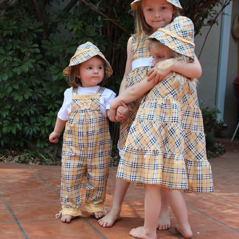 Checkered wide skirt dress with sash and matchig hat Age 3 - 4