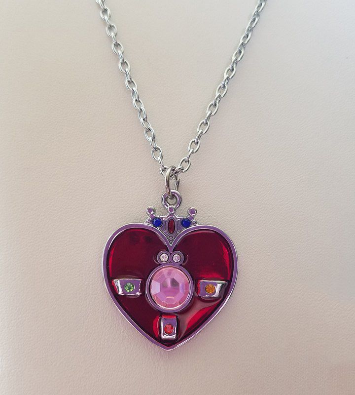 Sailor Moon Silver Brooch Necklace/Sailor Moon Cosplay/Sailor Moon Costume/Sailormoon Jewelry/Sailormoon Necklace/Heart Moon Necklace