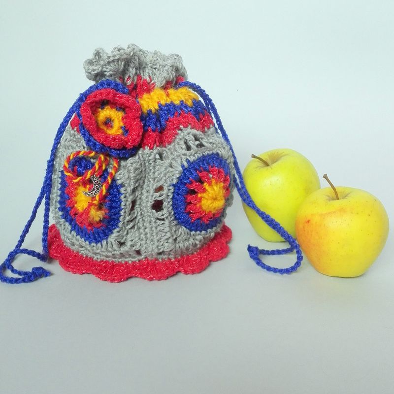 Make up bag Crochet purse Girls accessories Rainbow handbag