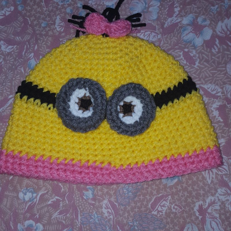 Minion crochet hat