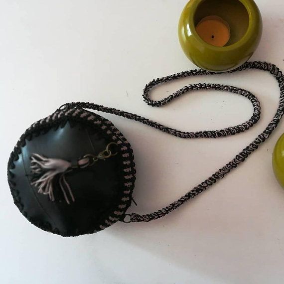 Tamburine Bag/Innertube Bag/ Tamburello Borsa/ Crochet Bag/Makrame Yarn/ Free Shipping!!! /Handmade/ Beige and Black Color/Drum Bag