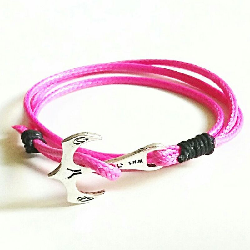 Anchor wrap bracelet