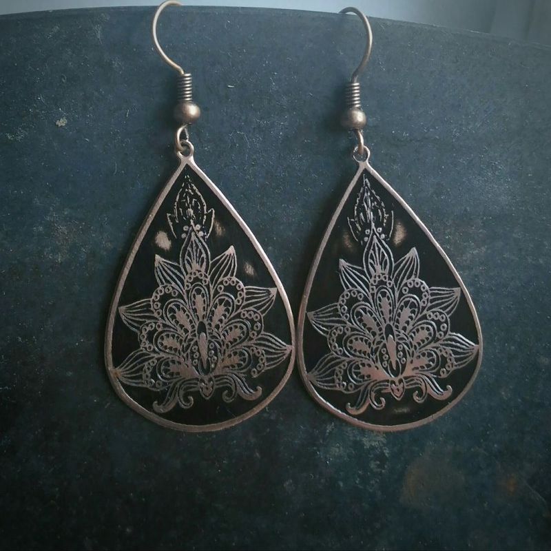 Elegant Copper Earrings with flower design,antiquated lotus earrings,metal jewelry