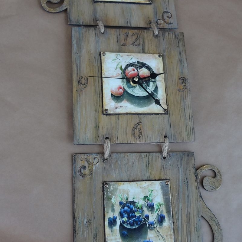 Panel clock "Fruit on the table"