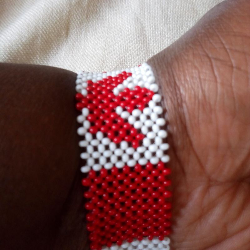 Canada beaded patriotic flag bracelet