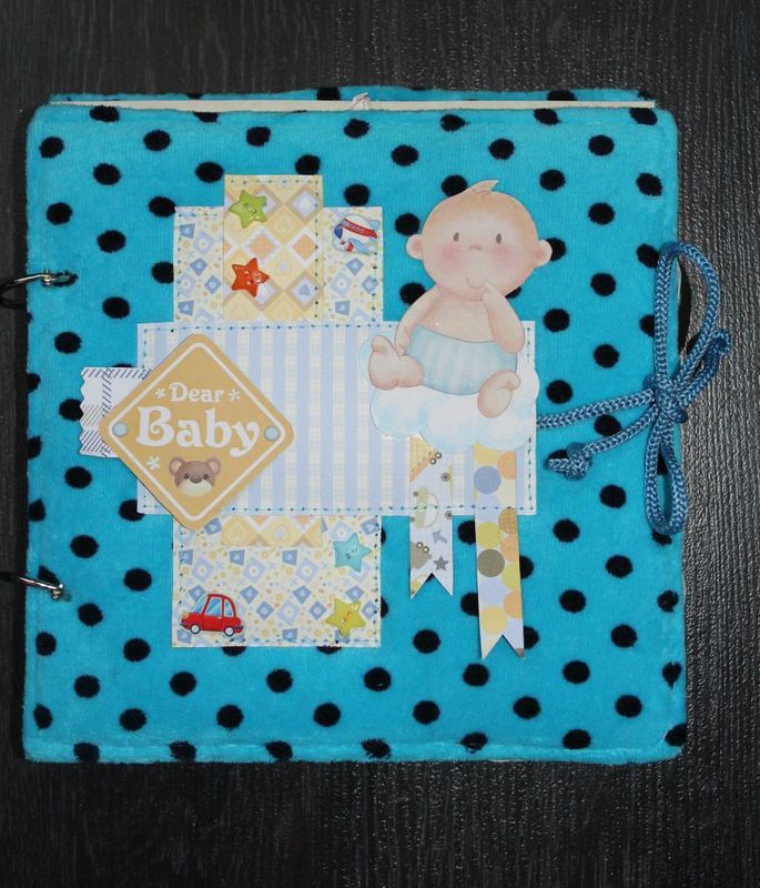 Newborn child photobook