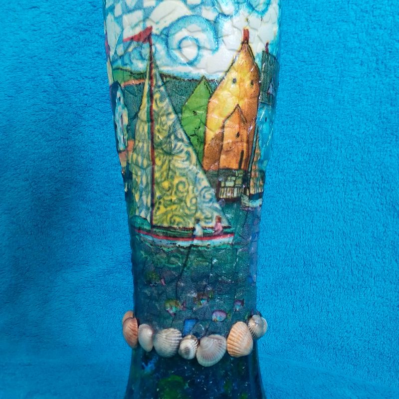 A vase with abstraction (decoupage)