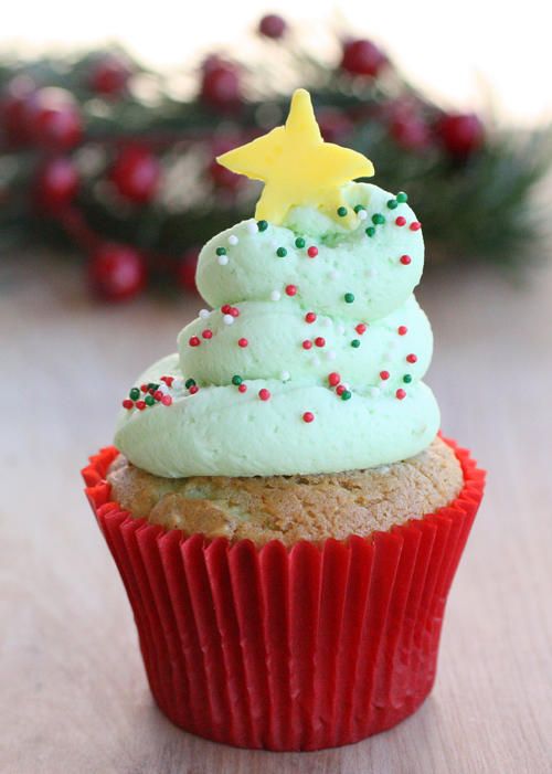 Pistachio mini-cupcakes with lime